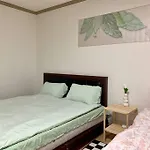 3 Min Walk From Sinnonhyun St