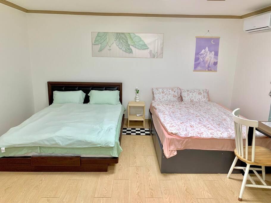 Apartment 3 Min Walk From Sinnonhyun St *