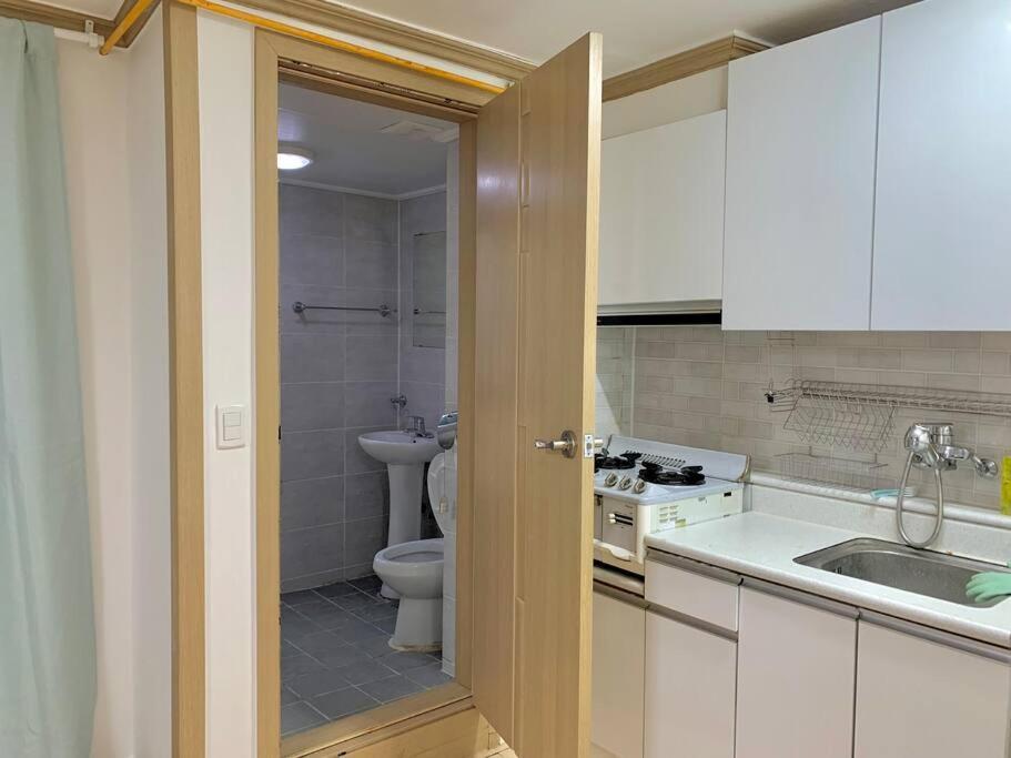 Apartment 3 Min Walk From Sinnonhyun St